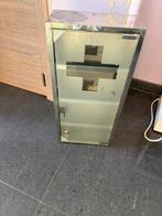 Apothekerskastje, Enlèvement