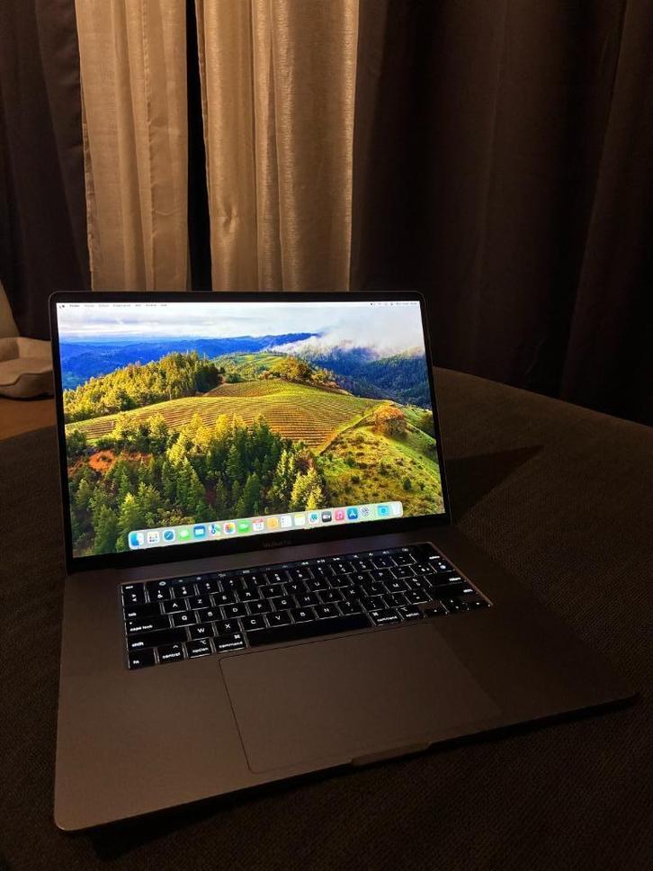 MacBook Pro 16" Retina (2019) - Spacegrijs, Computers en Software, Apple Macbooks, Gebruikt, MacBook, 16 inch, 2 tot 3 Ghz, 512 GB