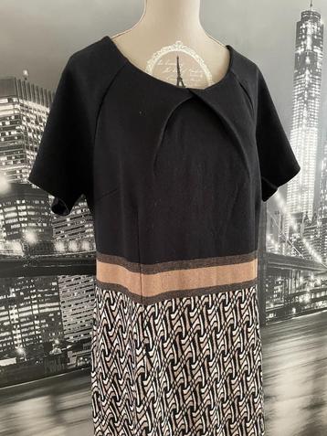 jurk met prachtige print - Atmos Fashion - 44 beschikbaar voor biedingen