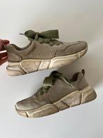 Kaki sneakers Sacha maat 37, Ophalen of Verzenden, Sneakers, Sacha, Gedragen