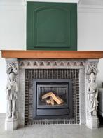 gashaard met gotische stenen beelden en houten tableau, Ophalen of Verzenden, Gebruikt, Gashaard