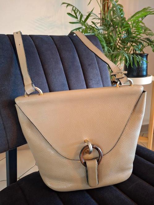 Delvaux mimosa beige, Handtassen en Accessoires, Tassen | Damestassen, Zo goed als nieuw, Beige, Ophalen of Verzenden