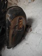 Ancien réservoir moto, Motos