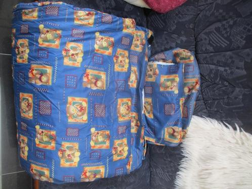 petit sac de couchage dans sac de transport avec oreiller, c, Caravanes & Camping, Sacs de couchage, Comme neuf, Enlèvement ou Envoi