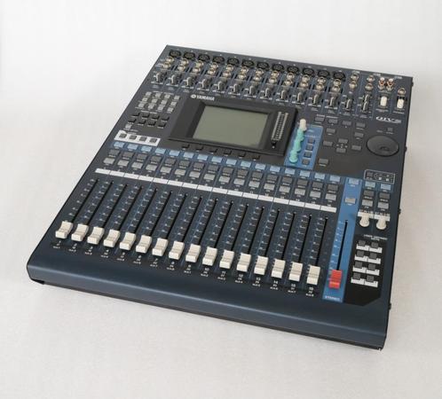 Yamaha 01V96 digitale mixer + MY16-AE AES/EBU kaart + loom, Muziek en Instrumenten, Mengpanelen, Zo goed als nieuw, 20 kanalen of meer