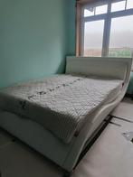 Compleet wit leder bed + matras en topper 200 x 160cm. Zgan, Huis en Inrichting, Slaapkamer | Slaapbanken, Ophalen, Zo goed als nieuw