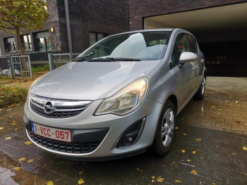 OPEL CORSA 2011 BENZINE 99000KM, Autos, Opel, Entreprise, Achat, Corsa, Airbags, Ordinateur de bord, Verrouillage central, Vitres électriques