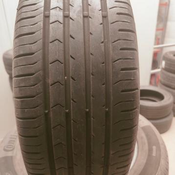 2x continental 225/60 r17 99v  45€ per stuk mét montage beschikbaar voor biedingen
