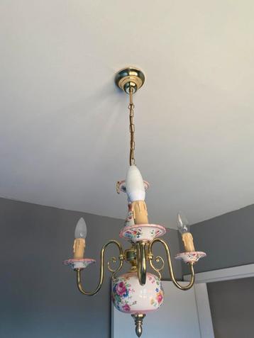 Luster beschikbaar voor biedingen