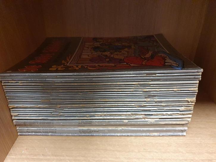 100 strips van de Rode Ridder gekleurde en ongekleurde, Boeken, Stripverhalen, Ophalen of Verzenden