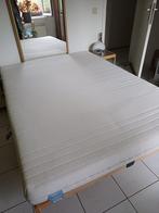 Matras en lattenbodem, Huis en Inrichting, Slaapkamer | Matrassen en Bedbodems, Ophalen, 140 cm, Zo goed als nieuw, Twijfelaar