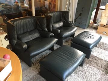 2x lederen relaxzetel Cassina "Portovenere" met voetenbank beschikbaar voor biedingen