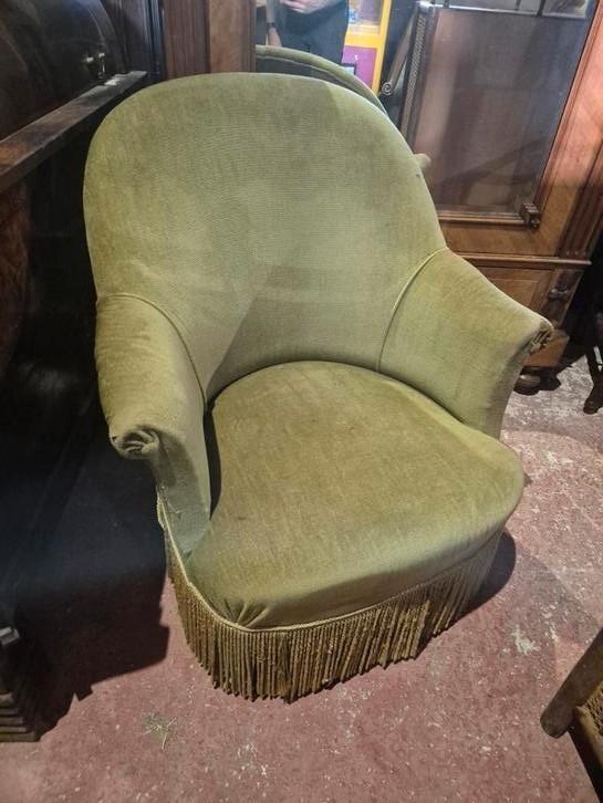 Kleine antieke fauteuil, Antiek en Kunst, Antiek | Meubels | Stoelen en Sofa's, Ophalen