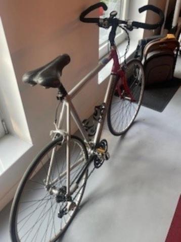 herenfiets sportief beschikbaar voor biedingen