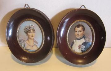 2 antieke handgeschilderd miniatuur portretten Napoleon & Jo beschikbaar voor biedingen
