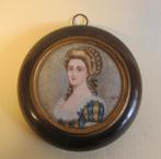 Portrait miniature ancien peint à la main dame 10, Enlèvement ou Envoi