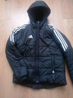 Warme adidas winterjas, Enlèvement
