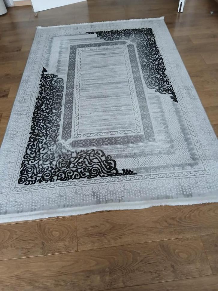Tapijt, tapijten, Huis en Inrichting, Stoffering | Tapijten en Vloerkleden, Zo goed als nieuw, Ophalen