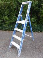 alu trapladder DAS HERCULES 4 treden met bezetsel er nog op, Doe-het-zelf en Bouw, Ladders en Trappen, Ophalen, Gebruikt, Trap