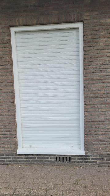 8 VOLETS EN PVC AVEC ACCESSOIRES, 100 à 150 cm, Enlèvement, Utilisé, 200 cm ou plus