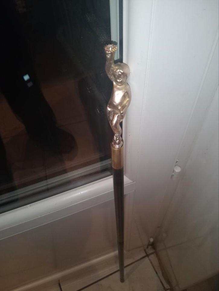 Canne angelot  . Bronze/ laiton ? Dague, Divers, Bâtons de marche, Enlèvement ou Envoi