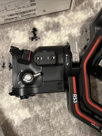 DJI RS3 stabilizer, model P11C, Enlèvement ou Envoi, Comme neuf, Moins de 150 cm, Autres types