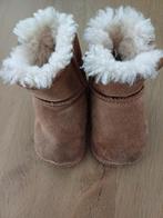 Chaussons UGG (taille 18), Garçon ou Fille, Enlèvement ou Envoi, Ugg, Pantoufles