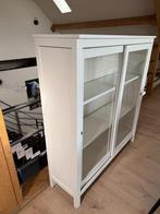 Witte vitrinekast met schuifraam, Huis en Inrichting, Ophalen, 100 tot 150 cm, 100 tot 150 cm, 25 tot 50 cm