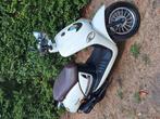 GTS scooter 50cc euro 4 start en rijd goed papieren kwijt, Ophalen of Verzenden, Zo goed als nieuw, Benzine, Kymco