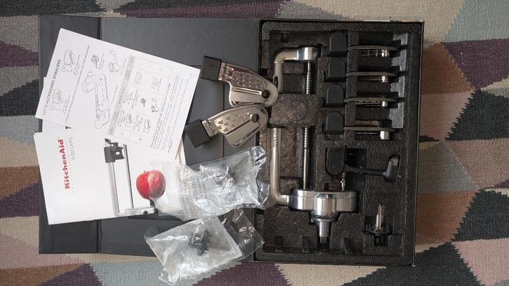 KitchenAid Spiraliseur Légumes - 5KSM2FPA + accessoires, Elektronische apparatuur, Keukenmixers, Zo goed als nieuw, Ophalen of Verzenden