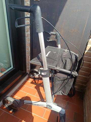 Rollator gemino 20 zelden gebruikt  beschikbaar voor biedingen