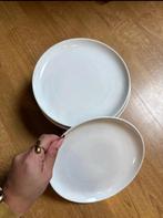 kleine witte ronde borden, Huis en Inrichting, Keuken | Servies, Ophalen of Verzenden, Zo goed als nieuw, Bord(en), Effen