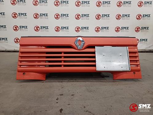 Occ radiatorgrille Renault, Auto-onderdelen, Vrachtwagen-onderdelen, Renault, Carrosserie en Plaatwerk, Gebruikt