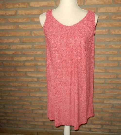 (41)- robe femme t. 40 rouge blanc, Kleding | Dames, Jurken, Zo goed als nieuw, Maat 38/40 (M), Rood, Knielengte, Ophalen of Verzenden