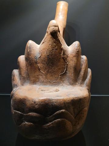 Pre-Columbian Moche vessel. zeldzaam autenthiek stuk!! beschikbaar voor biedingen