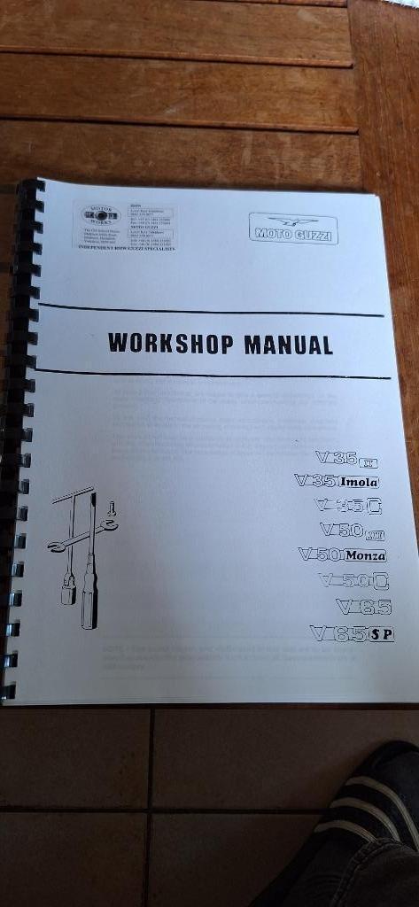 Map Workshop Manual Moto Guzzi V35 – V50 – V65., Motoren, Handleidingen en Instructieboekjes, Moto Guzzi, Ophalen of Verzenden
