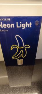 Neon Light Banaan, Ophalen, Zo goed als nieuw