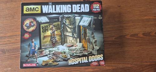 The Walking Dead Construction Sets Hospital Doors MC FarLane, Verzamelen, Beelden en Beeldjes, Nieuw, Fantasy, Ophalen of Verzenden