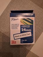 Cassette P-Touch 18mm noir sur blanc - NEUF, Envoi, Neuf, Étiquette en bande