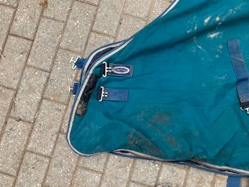 Staldekens (prijs voor alle 3) beschikbaar voor biedingen