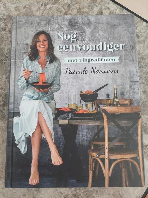 Pascale Naessens - Nog eenvoudiger met 4 ingrediënten, Boeken, Kookboeken, Zo goed als nieuw, Ophalen