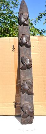 decoration murale africaine 5 têtes sculptées, Ophalen of Verzenden