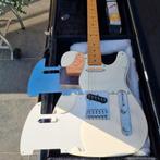 Fender Telecaster MIM + toebehoren, Enlèvement, Comme neuf, Solid body, Fender