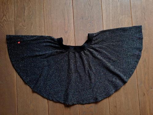 Zwart glitterrokje van Someone in maat 134 ZGAN, Kinderen en Baby's, Kinderkleding | Maat 134, Zo goed als nieuw, Meisje, Jurk of Rok