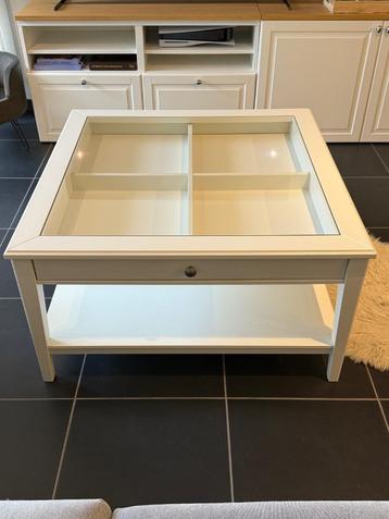 Ikea Liatorp salontafel beschikbaar voor biedingen