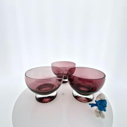 3 amethyst mondgeblazen coupes, Antiek en Kunst, Antiek | Glaswerk en Kristal, Ophalen of Verzenden