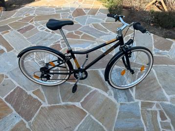 Jongensfiets te koop beschikbaar voor biedingen