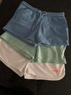 3 shorts SuperDry taille 44, Enlèvement ou Envoi, Superdry, Blanc, Taille 42/44 (L)
