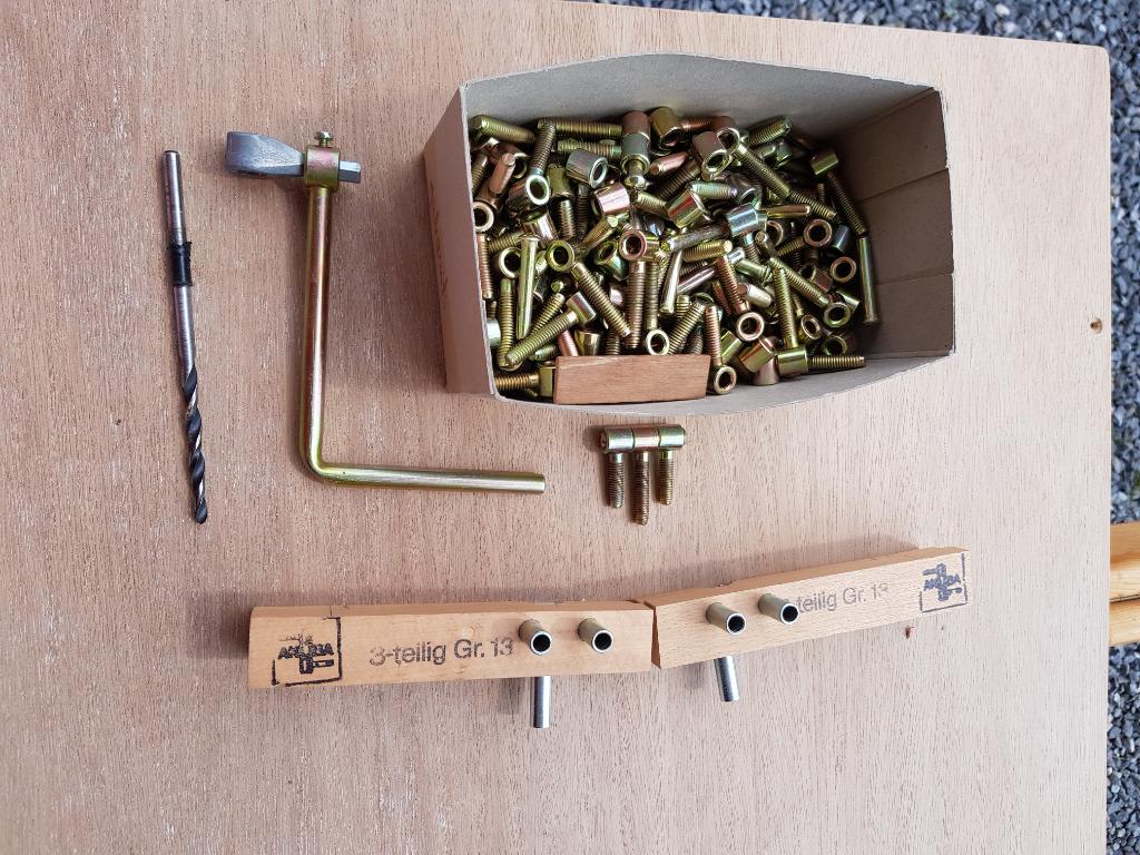 Charnières, Enlèvement, Neuf