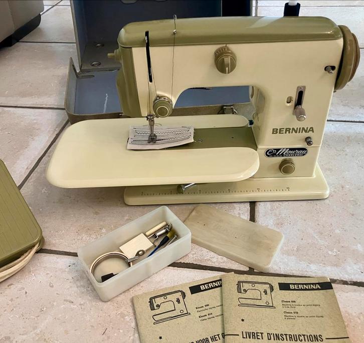 Prachtige Bernina 600, Hobby en Vrije tijd, Naaimachines en Toebehoren, Zo goed als nieuw, Accessoires, Bernina, Ophalen of Verzenden